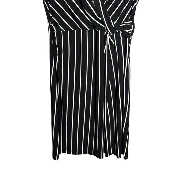 Roz & Ali Faux Wrap Black and White Stripe Knee Length Sleeveless Dress Size M - Picture 4 of 6